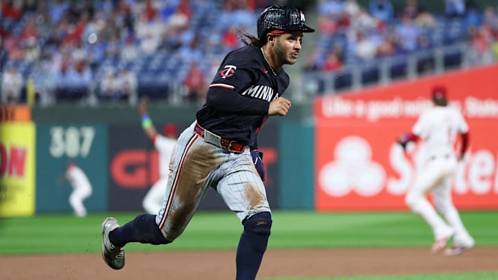 Sep 27, 2025; Philadelphia, Pennsylvania, USA; Minnesota Twins outfielder Austin Martin (16) runs the bases on his way to scoring against the Philadelphia Phillies during the seventh inning at Citizens Bank Park. Mandatory Credit: Bill Streicher-Imagn Images Sep 27, 2025; Philadelphia, Pennsylvania, USA; Minnesota Twins outfielder Austin Martin (16) runs the bases on his way to scoring against the Philadelphia Phillies during the seventh inning at Citizens Bank Park. Mandatory Credit: Bill Streicher-Imagn Images