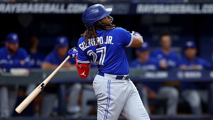Vladimir Guerrero Jr. fue ponchado con un pitcheo a 50 millas por hora 