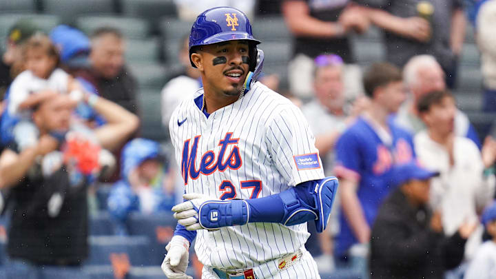 May 28, 2025; New York, New York, USA; New York Mets third baseman Mark Vientos (27) celebrates after hitting a home run during the third inning against the Chicago White Sox at Citi Field. Mandatory Credit: Lucas Boland-Imagn Images May 28, 2025; New York, New York, USA; New York Mets third baseman Mark Vientos (27) celebrates after hitting a home run during the third inning against the Chicago White Sox at Citi Field. Mandatory Credit: Lucas Boland-Imagn Images