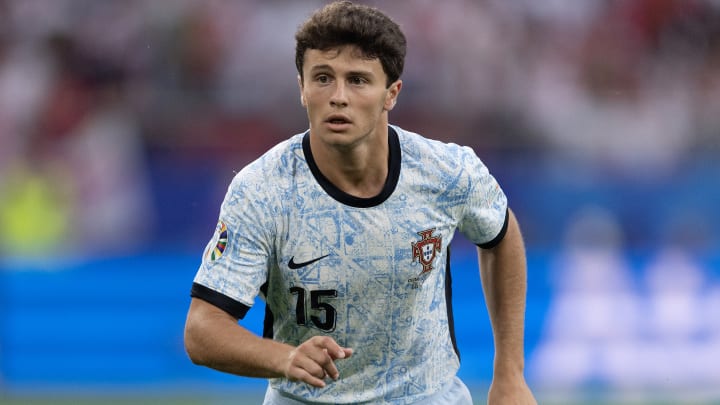 João Neves devrait prochainement s'engager à Paris João Neves devrait prochainement s'engager à Paris