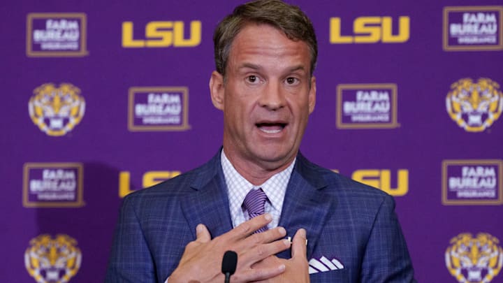 Dec 1, 2025; Baton Rouge, LA, USA; LSU new head coach Lane Kiffin speaks at South Stadium Club at Tiger Stadium. Mandatory Credit: Matthew Hinton-Imagn Images Dec 1, 2025; Baton Rouge, LA, USA; LSU new head coach Lane Kiffin speaks at South Stadium Club at Tiger Stadium. Mandatory Credit: Matthew Hinton-Imagn Images