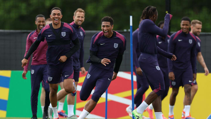 FBL-EURO-2024-ENG-MD-1-TRAINING