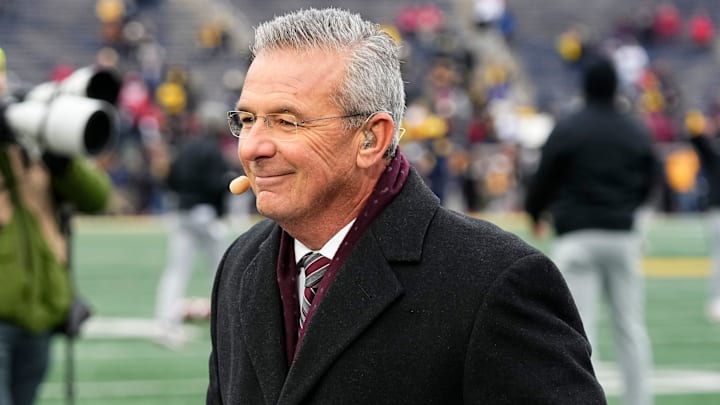 Former Ohio State Buckeyes head coach Urban Meyer shared his thoughts on Lane Kiffin's decision to leave Ole Miss for LSU. Former Ohio State Buckeyes head coach Urban Meyer shared his thoughts on Lane Kiffin's decision to leave Ole Miss for LSU.