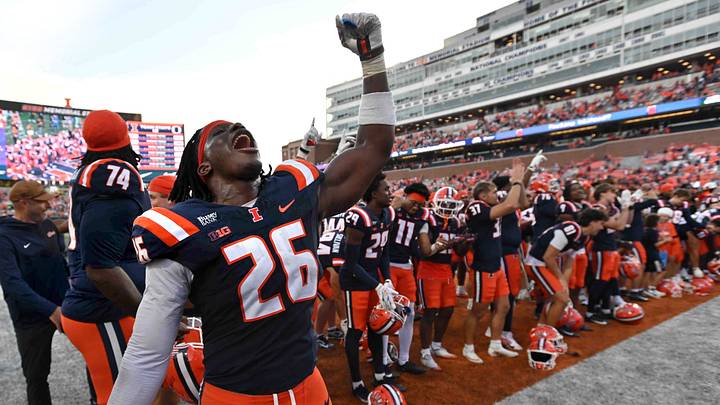 Oct 24, 2026; Champaign, Illinois, USA;  Illinois Fighting Illini linebacker Ismael Kante (26) celebrates the 21-10 win over the Oregon Ducks at Gies Memorial Stadium.  Mandatory Credit: Ron Johnson-Imagn Images