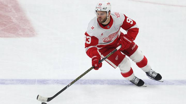 Mar 31, 2026; Pittsburgh, Pennsylvania, USA; Detroit Red Wings right wing Alex DeBrincat (93) skates with the puck against the Pittsburgh Penguins during the third period at PPG Paints Arena. Mandatory Credit: Charles LeClaire-Imagn Images Mar 31, 2026; Pittsburgh, Pennsylvania, USA; Detroit Red Wings right wing Alex DeBrincat (93) skates with the puck against the Pittsburgh Penguins during the third period at PPG Paints Arena. Mandatory Credit: Charles LeClaire-Imagn Images
