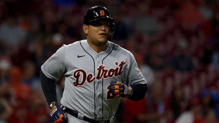 Miguel Cabrera y Francisco Lindor serán los latinos con mejor salario en 2022