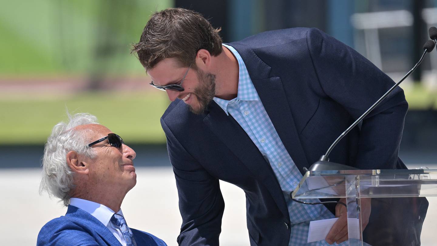 NBC Explains Controversial Decision to Have Dodgers Legend on Padres-Cubs Broadcast