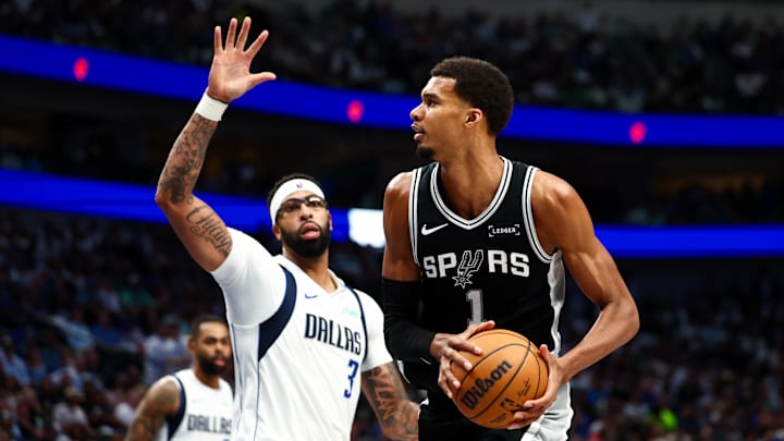 Oct 22, 2025; Dallas, Texas, USA; San Antonio Spurs forward Victor Wembanyama (1) looks to shoot Dallas Mavericks forward Anthony Davis (3) defends during the second half at American Airlines Center. Mandatory Credit: Kevin Jairaj-Imagn Images Oct 22, 2025; Dallas, Texas, USA; San Antonio Spurs forward Victor Wembanyama (1) looks to shoot Dallas Mavericks forward Anthony Davis (3) defends during the second half at American Airlines Center. Mandatory Credit: Kevin Jairaj-Imagn Images