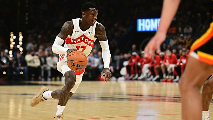 Dennis Schröder empezó el curso con los Raptors, tras jugar en la 2022-2023 con los Lakers