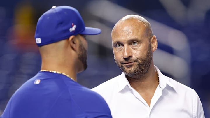 Derek Jeter estuvo cuatro temporadas como director ejecutivo  de los Marlins