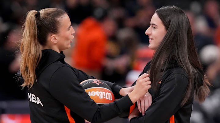 Caitlin Clark Boos Sabrina Ionescu's Four-Point Fail Amid WNBA All-Star  Coach Display