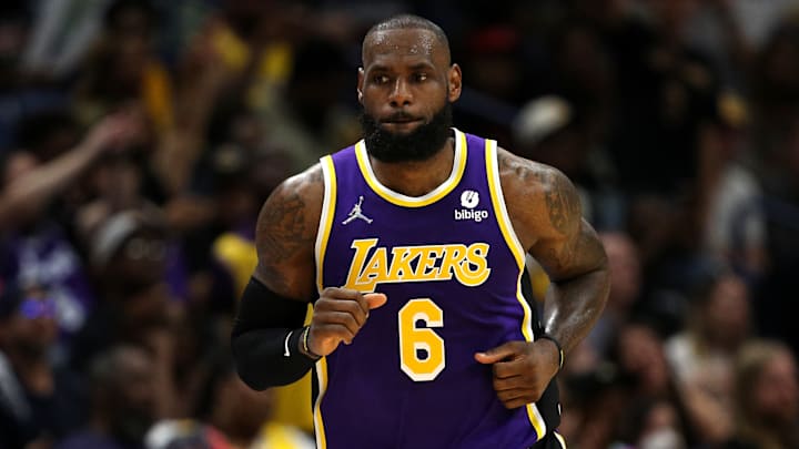 LeBron James es la gran figura de Lakers