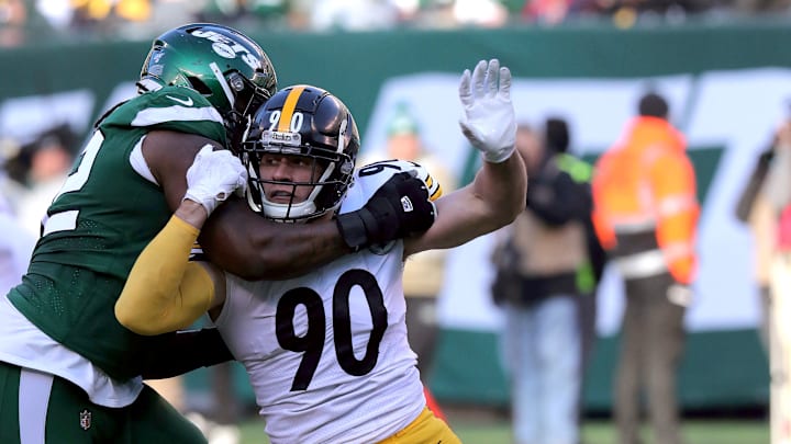 Pittsburgh Steelers v New York Jets