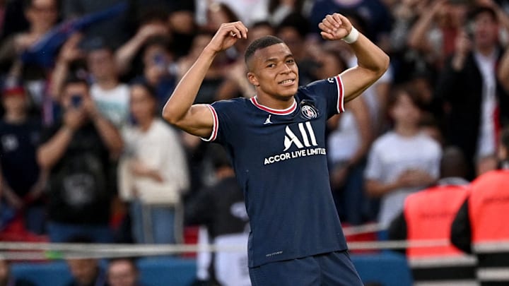 Kylian Mbappé a fêté sa prolongation avec le PSG.