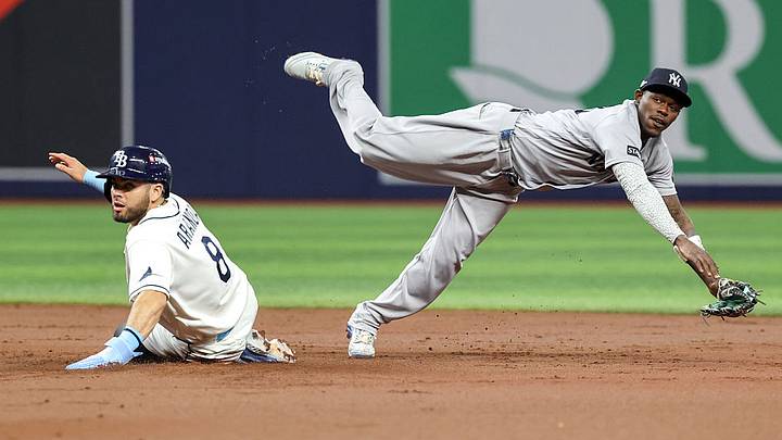Jazz Chisholm’s error in the first inning of Game 2 was a costly one for the Yankees. Jazz Chisholm’s error in the first inning of Game 2 was a costly one for the Yankees.