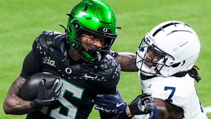 No. 6 Oregon and No. 3 Penn State will face off this coming weekend.