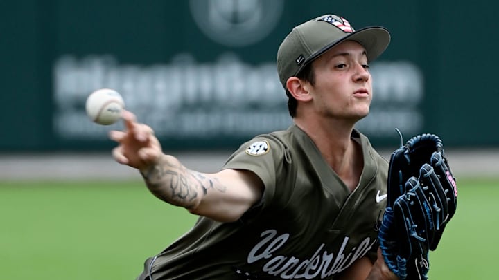 Vanderbilt pitcher Connor Fennell (39) throw to a Georgia batter during the first inning of an NCAA college baseball game at Hawkins Field Saturday, April 19, 2025, in Nashville, Tenn.