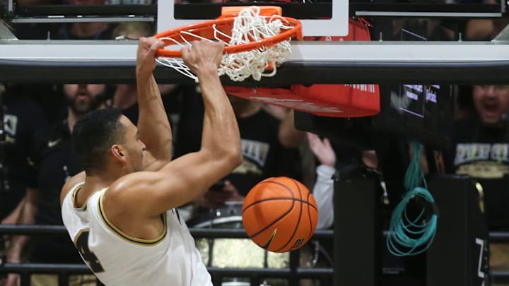 Purdue Boilermakers forward Trey Kaufman-Renn (4) dunks the ball