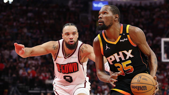 Phoenix Suns v Houston Rockets