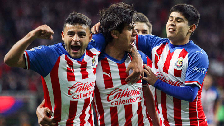 Alexis Vega, José Macías y Eduardo López se fueron por la puerta de atrás al no cumplir con las expectativas Alexis Vega, José Macías y Eduardo López se fueron por la puerta de atrás al no cumplir con las expectativas