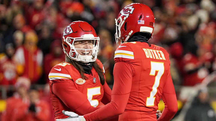 Dec 31, 2023; Kansas City, Missouri, USA; Kansas City Chiefs place kicker Harrison Butker (7)