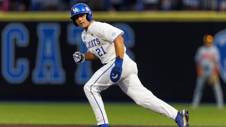 Jun 8, 2024; Lexington, KY, USA; Kentucky Wildcats outfielder Ryan Waldschmidt (21) steals third base during the seventh inning against the Oregon State Beavers at Kentucky Proud Park. Mandatory Credit: Jordan Prather-USA TODAY Sports Jun 8, 2024; Lexington, KY, USA; Kentucky Wildcats outfielder Ryan Waldschmidt (21) steals third base during the seventh inning against the Oregon State Beavers at Kentucky Proud Park. Mandatory Credit: Jordan Prather-USA TODAY Sports