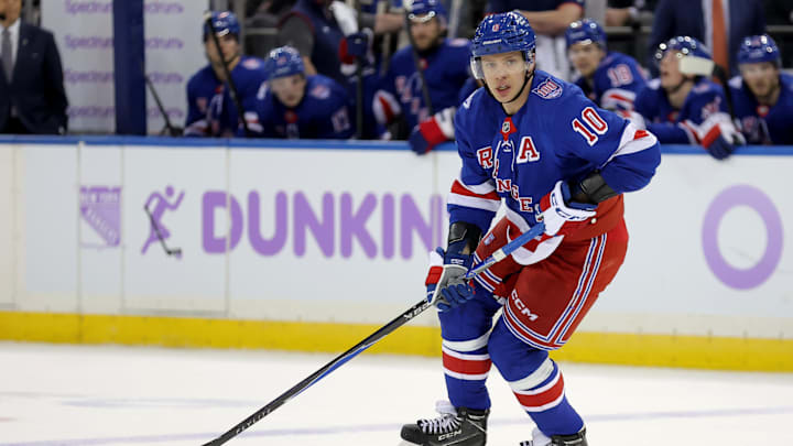 Artemi Panarin has an assist in seven straight games.