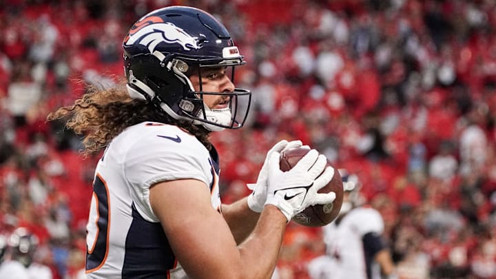 Oct 12, 2023; Kansas City, Missouri, USA; Denver Broncos tight end Greg Dulcich (80) warms up against the Kansas City Chiefs prior to a game at GEHA Field at Arrowhead Stadium. Mandatory Credit: Denny Medley-Imagn Images Oct 12, 2023; Kansas City, Missouri, USA; Denver Broncos tight end Greg Dulcich (80) warms up against the Kansas City Chiefs prior to a game at GEHA Field at Arrowhead Stadium. Mandatory Credit: Denny Medley-Imagn Images