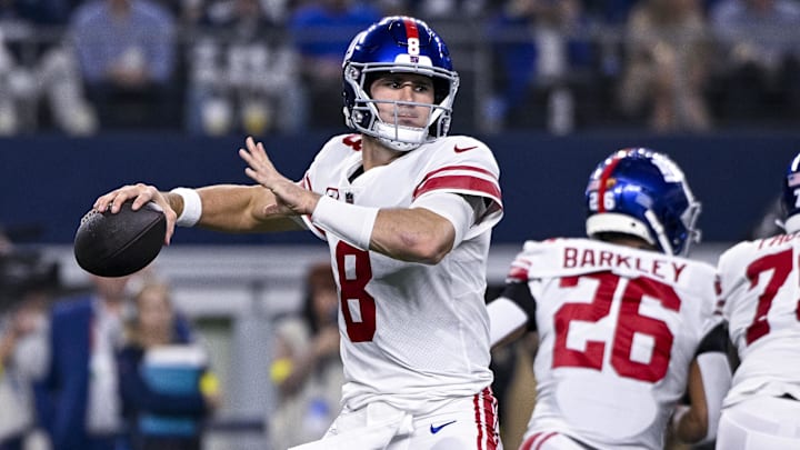 Nov 24, 2022; Arlington, Texas, USA; New York Giants quarterback Daniel Jones (8) throws the ball