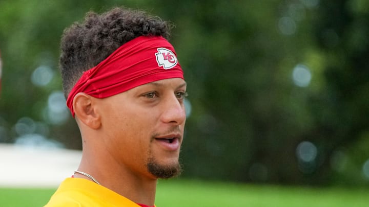 Jul 22, 2025; St. Joseph, MO, USA; Kansas City Chiefs quarterback Patrick Mahomes (15) walks down the hill to the practice fields during training camp at Missouri Western State University. Mandatory Credit: Denny Medley-Imagn Images Jul 22, 2025; St. Joseph, MO, USA; Kansas City Chiefs quarterback Patrick Mahomes (15) walks down the hill to the practice fields during training camp at Missouri Western State University. Mandatory Credit: Denny Medley-Imagn Images