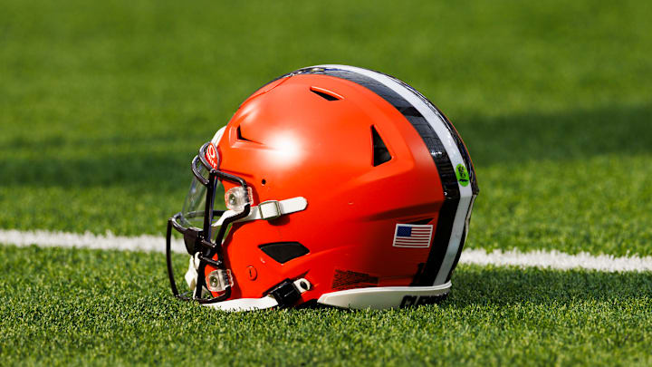 Cleveland Browns v Los Angeles Rams