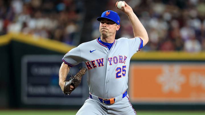 May 8, 2026; Phoenix, Arizona, USA; New York Mets pitcher Brooks Raley against the Arizona Diamondbacks at Chase Field. Mandatory Credit: Mark J. Rebilas-Imagn Images May 8, 2026; Phoenix, Arizona, USA; New York Mets pitcher Brooks Raley against the Arizona Diamondbacks at Chase Field. Mandatory Credit: Mark J. Rebilas-Imagn Images