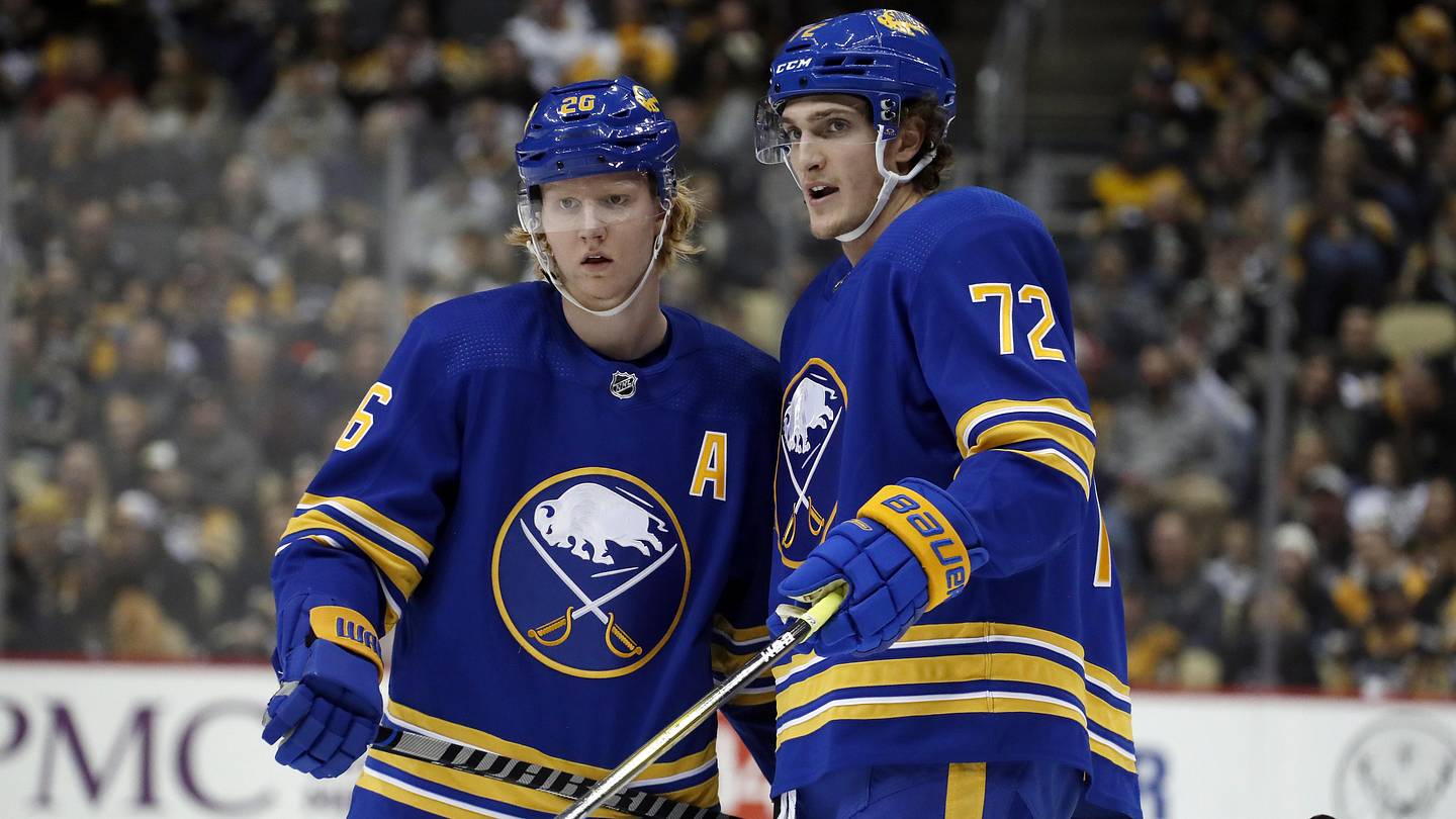 Sabres Not Trading All-Star Thompson Amid Rebuilding Speculation