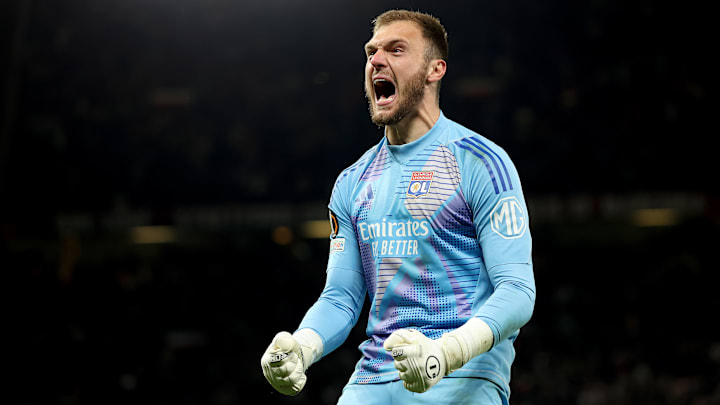 Ex-Botafogo, o paulista Lucas Perri foi um dos destaques do Lyon na última temporada