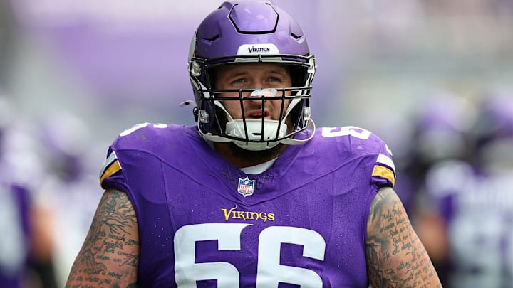 Free-Agent OL Dalton Risner