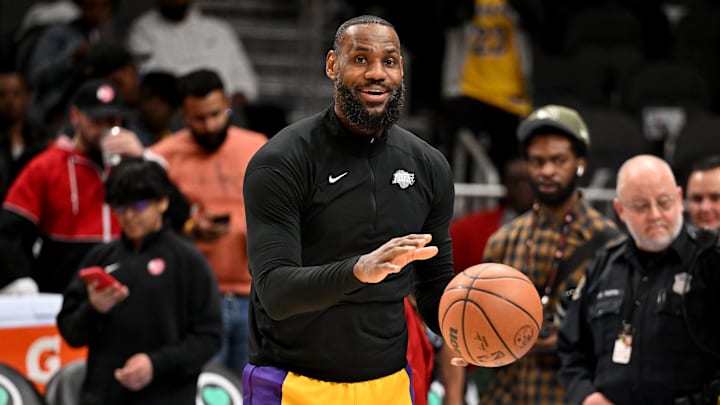 LeBron James firmó un nuevo acuerdo con Los Angeles Lakers 