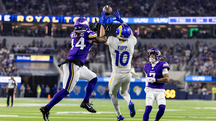 Minnesota Vikings v Los Angeles Rams