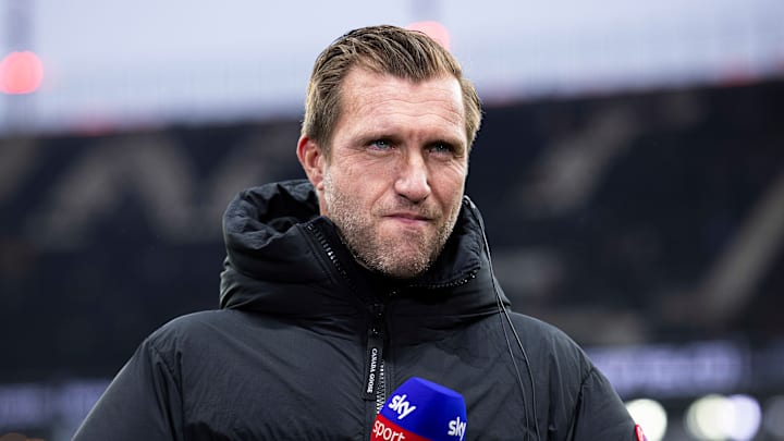 Markus Krösche steht vor einem komplizierten Transfersommer bei der Eintracht Markus Krösche steht vor einem komplizierten Transfersommer bei der Eintracht