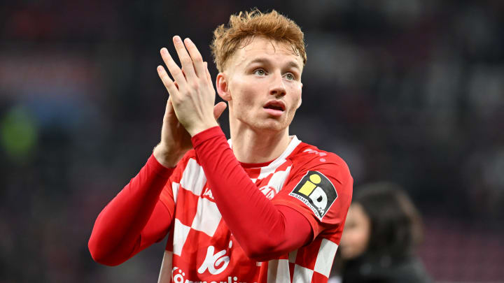 Liverpool turn down a bid for Van den Berg Liverpool turn down a bid for Van den Berg