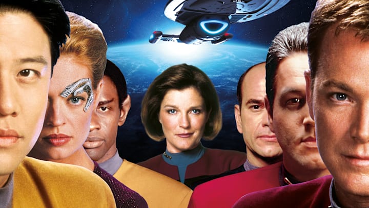 Photo: Star Trek: Voyager 25th Anniversary Special.. Image Courtesy Titan Comics