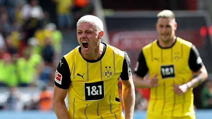 Bayer 04 Leverkusen v Borussia Dortmund - Bundesliga