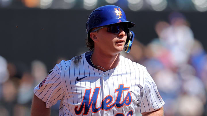 Sep 18, 2025; New York City, New York, USA; New York Mets first baseman Pete Alonso (20) rounds the bases after hitting a solo home run against the San Diego Padres during the first inning at Citi Field. Mandatory Credit: Brad Penner-Imagn Images Sep 18, 2025; New York City, New York, USA; New York Mets first baseman Pete Alonso (20) rounds the bases after hitting a solo home run against the San Diego Padres during the first inning at Citi Field. Mandatory Credit: Brad Penner-Imagn Images