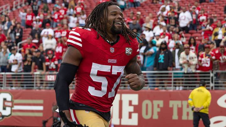NFL, American Football Herren, USA Miami Dolphins at San Francisco 49ers Sep 20, 2026 Santa Clara, California, USA San Francisco 49ers linebacker Dre Greenlaw 57 reacts after defeating the Miami Dolphins at Levis Stadium. 
