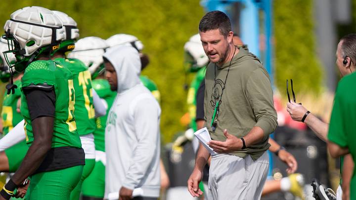 Oregon head coach Dan Lanning during practice with the Oregon Ducks Wednesday Aug. 21, 2024 at the Hatfield-Dowlin Complex in Eugene, Ore.