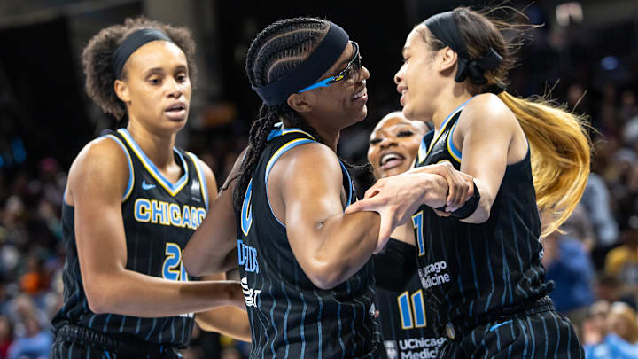 Dallas Wings v Chicago Sky