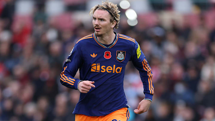 Brentford v Newcastle United - Premier League