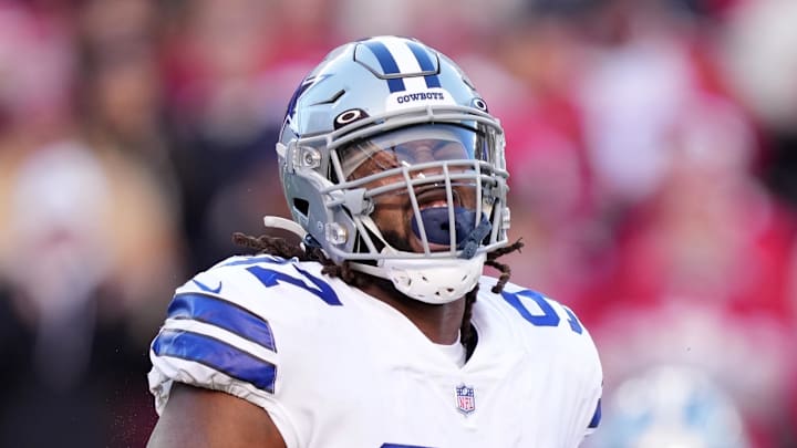 Dallas Cowboys defensive tackle Osa Odighizuwa (97)