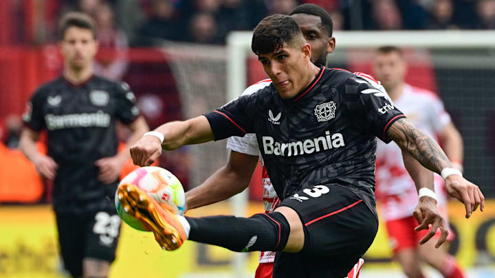 Piero Hincapie könnte Bayer im Sommer verlassen