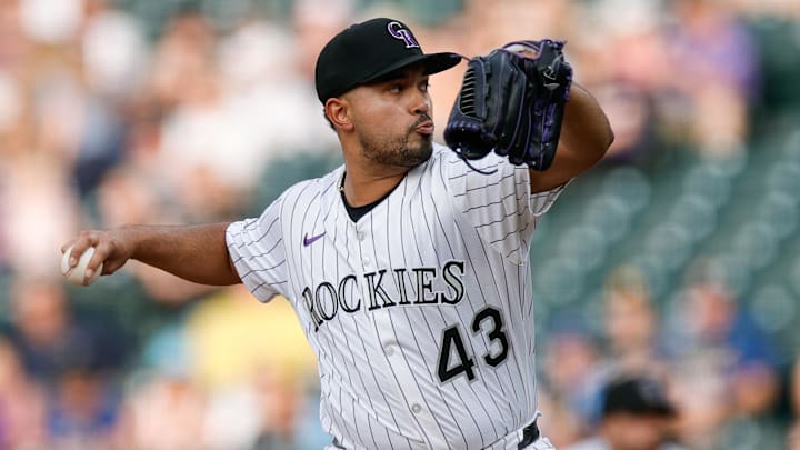 The Braves continue to move pitchers off the 40-man