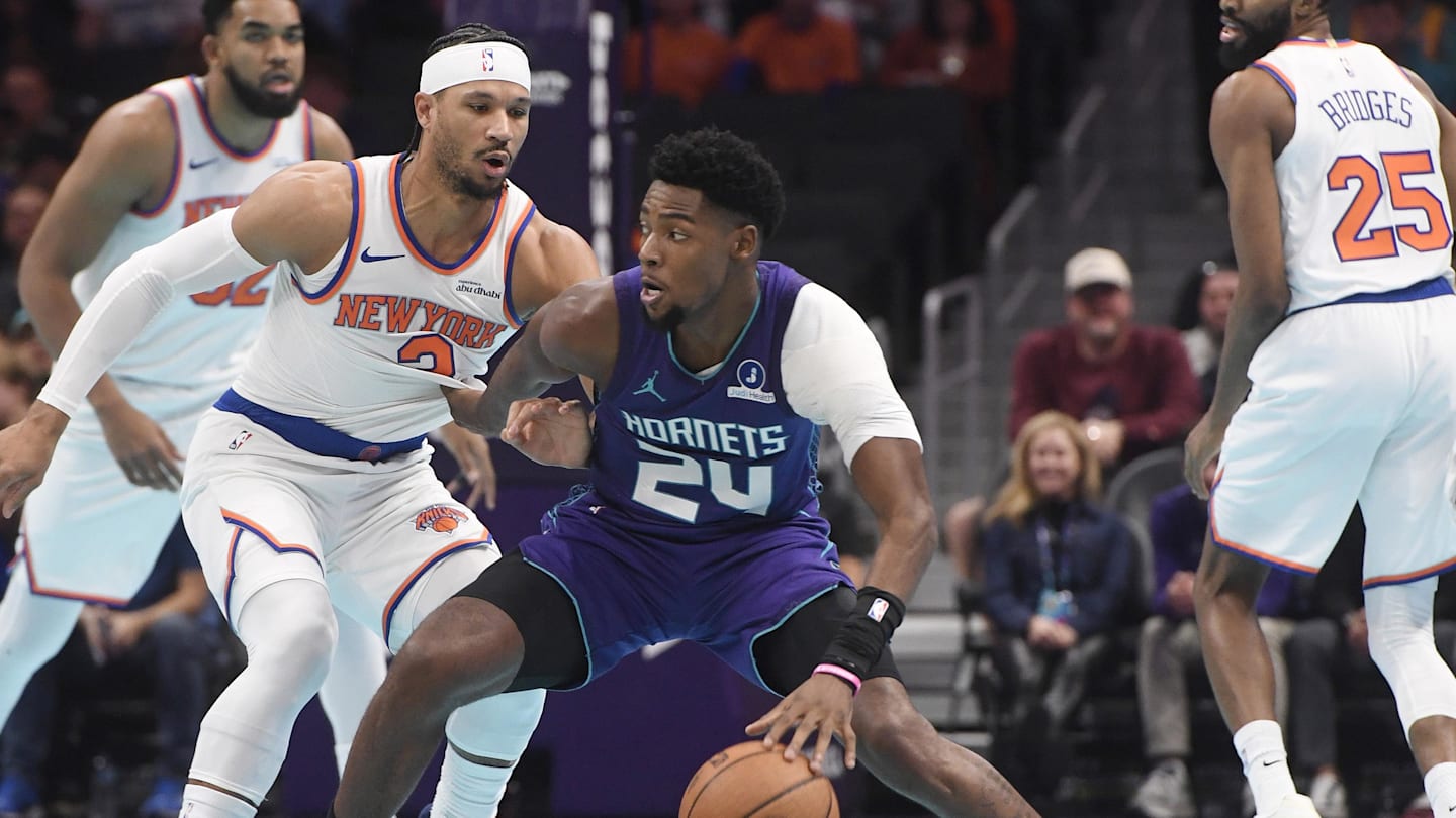 Poor second quarter dooms Hornets in loss to Knicks, extends losing streak to seven games thumbnail